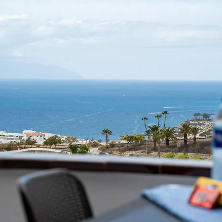 Apartment With Ocean Views & Pool In Colina Blanca, Costa Adeje (Tenerife)